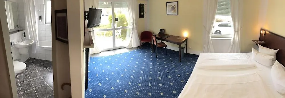 Regentpark Airport Hotel Hallbergmoos 4*,